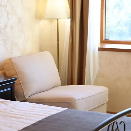 Bed & Breakfast Rustikalna Soba Sa Kupaonicom Milena