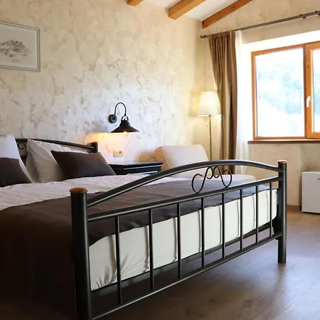 Rustikalna Soba Sa Kupaonicom Milena *